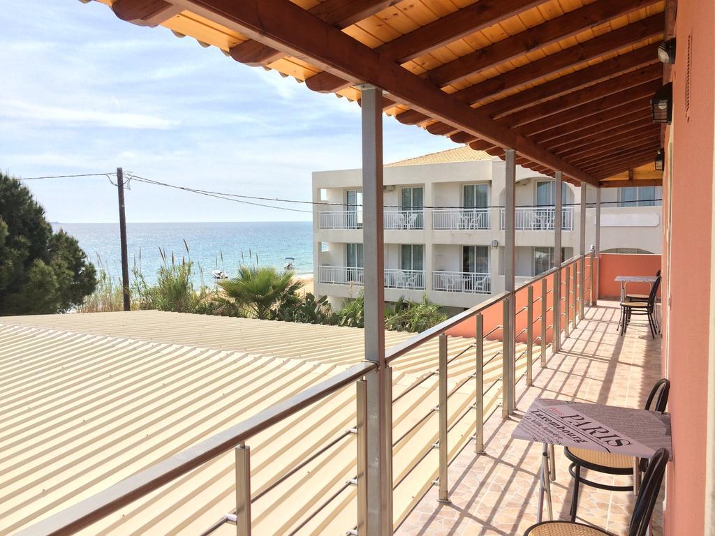 Seaview Apartment Агиос Георгиос Стая снимка