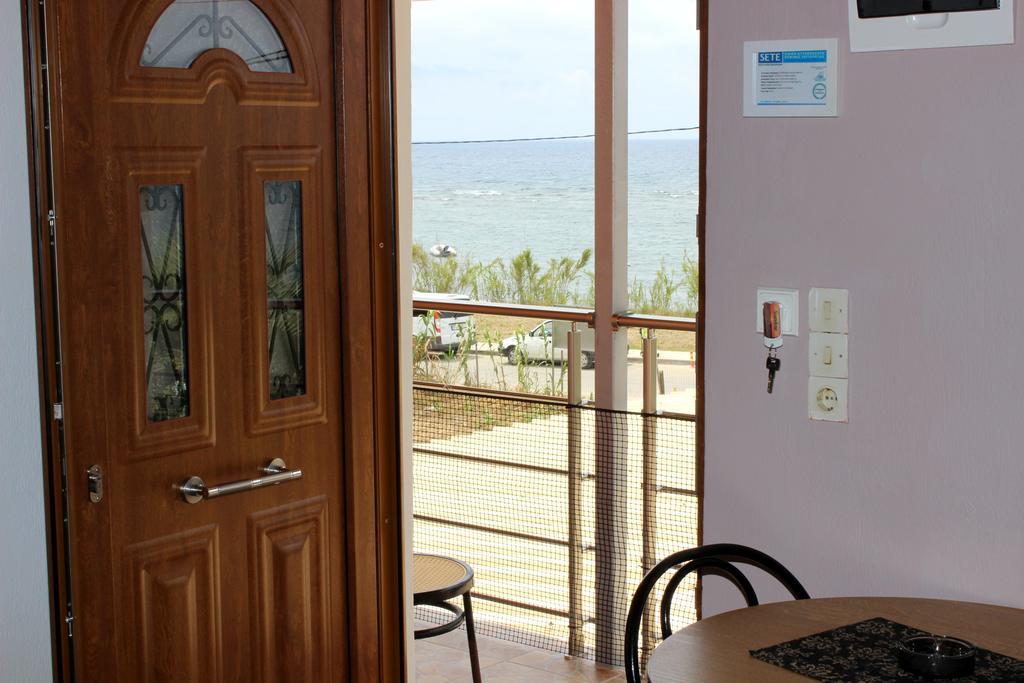 Seaview Apartment Агиос Георгиос Екстериор снимка